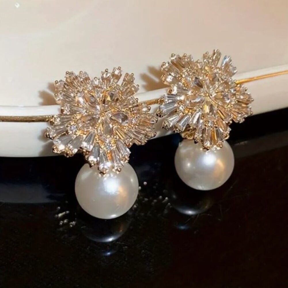 NEW 24k Gold Plated Elegant Pearl Crystal Starburst Drop Statement Earrings